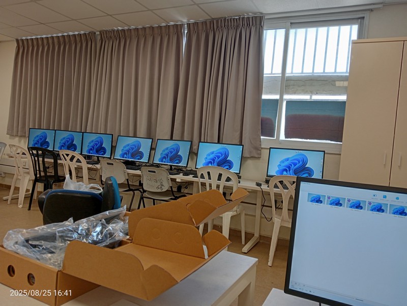 תוכנת שליטה על מחשבי התלמידים
